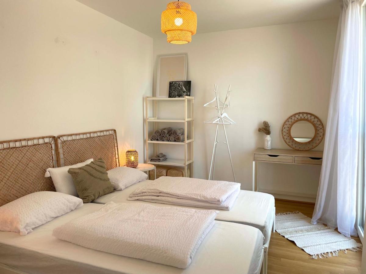 Urban Oasis: Stylische Wohnung Viena Exterior foto